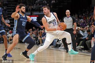 中场竞争 中场竞争